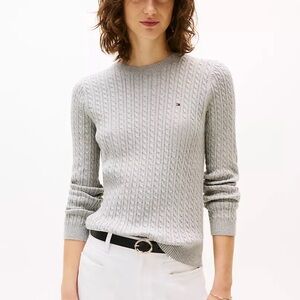 Tommy Hilfiger Gray Crew Neck Sweater Cable Knit